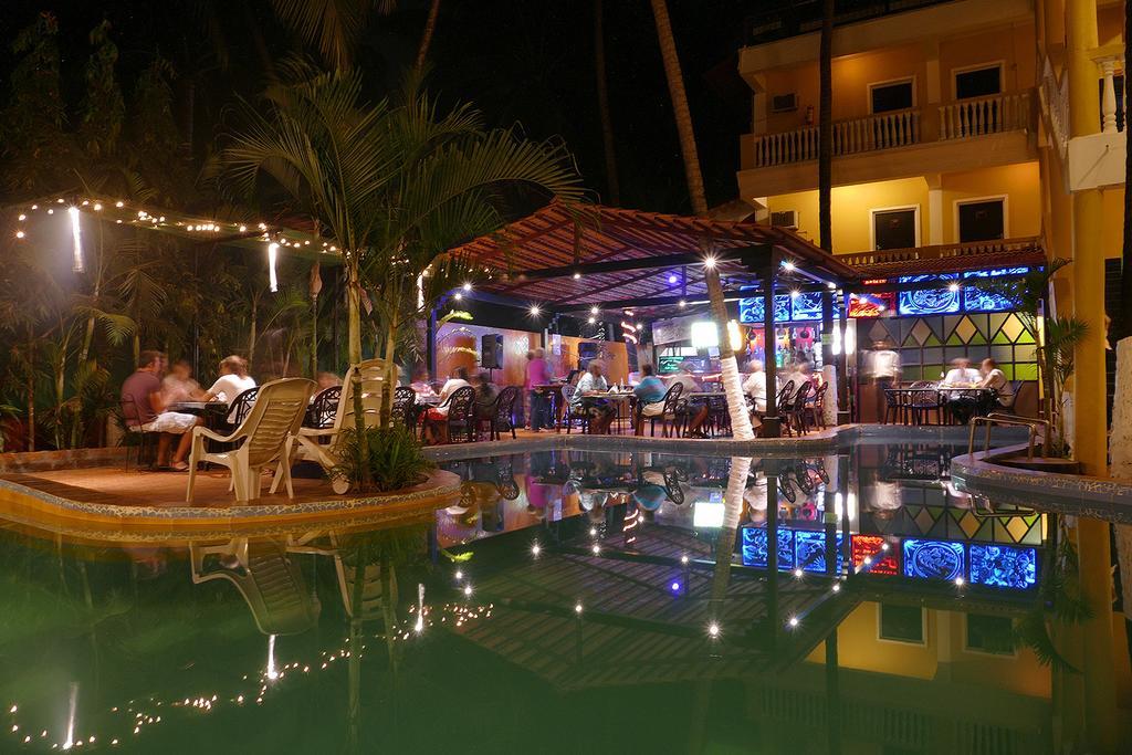 Castle House Calangute Hotel Ngoại thất bức ảnh