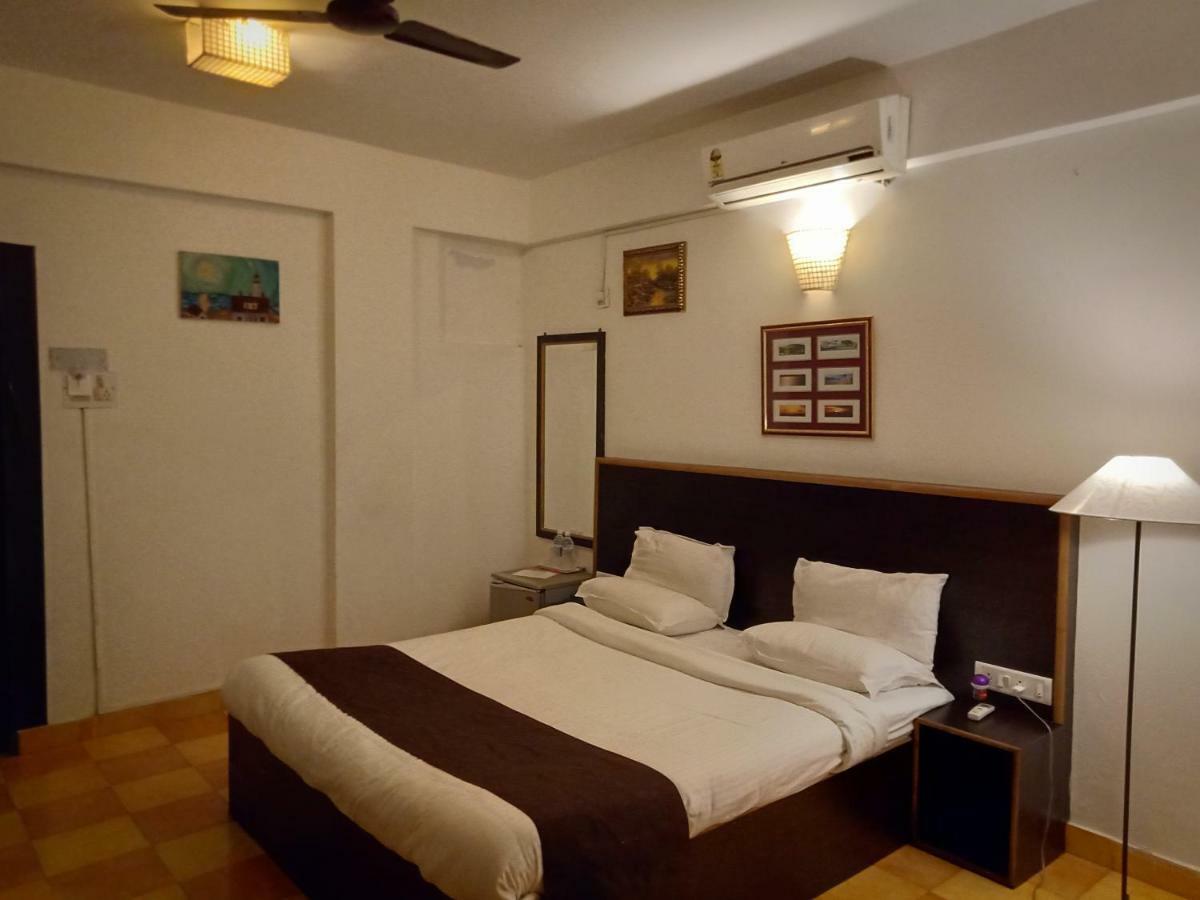 Castle House Calangute Hotel Ngoại thất bức ảnh