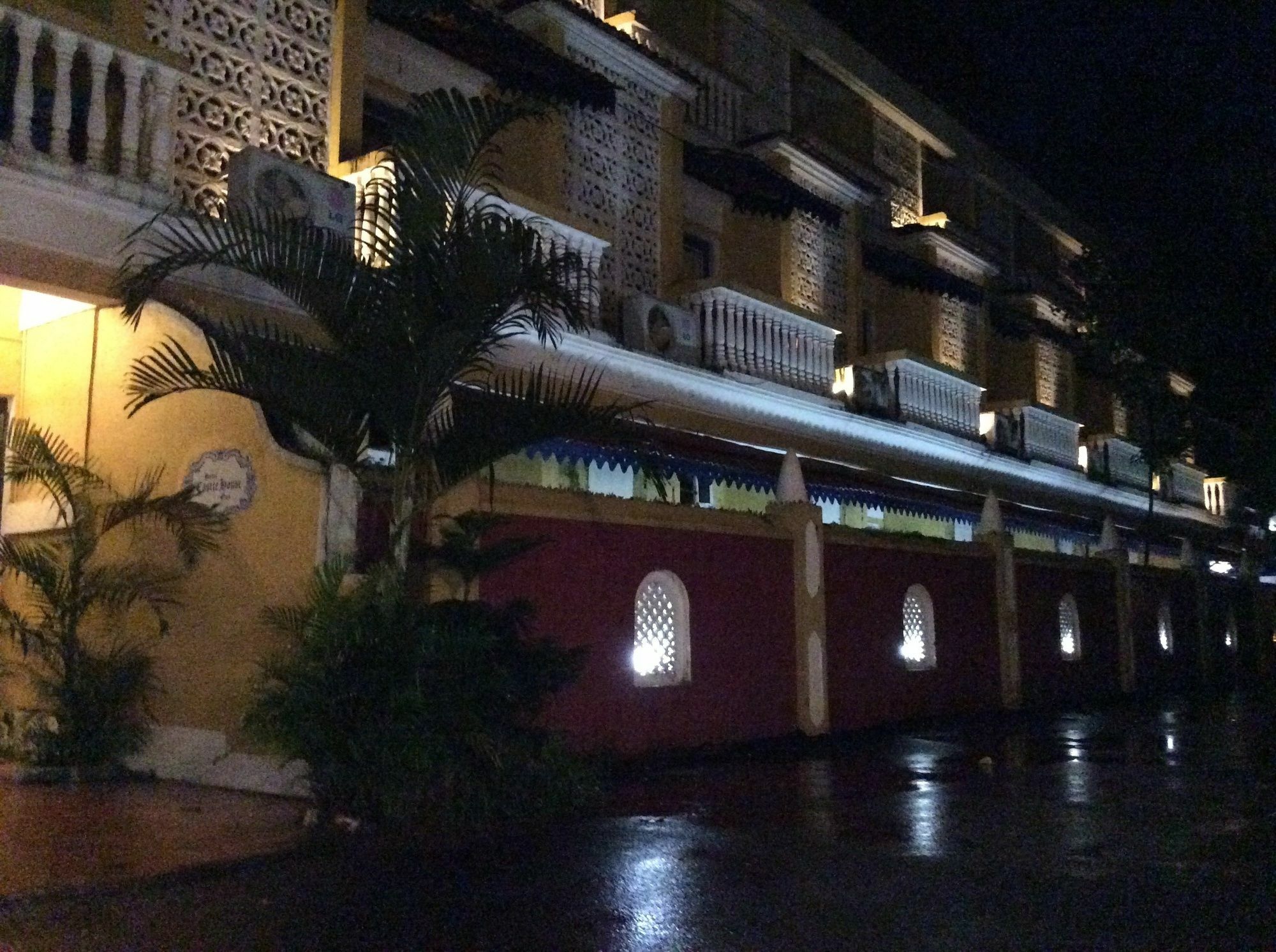 Castle House Calangute Hotel Ngoại thất bức ảnh